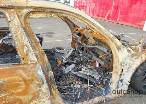 2021 BMW X3 M z USA, uszkodzony, nr VIN 5YMTS0C02M9F00482